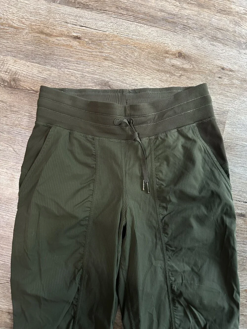 Lululemon Dance Studio Joggers Size 6 Dark Olive 29
